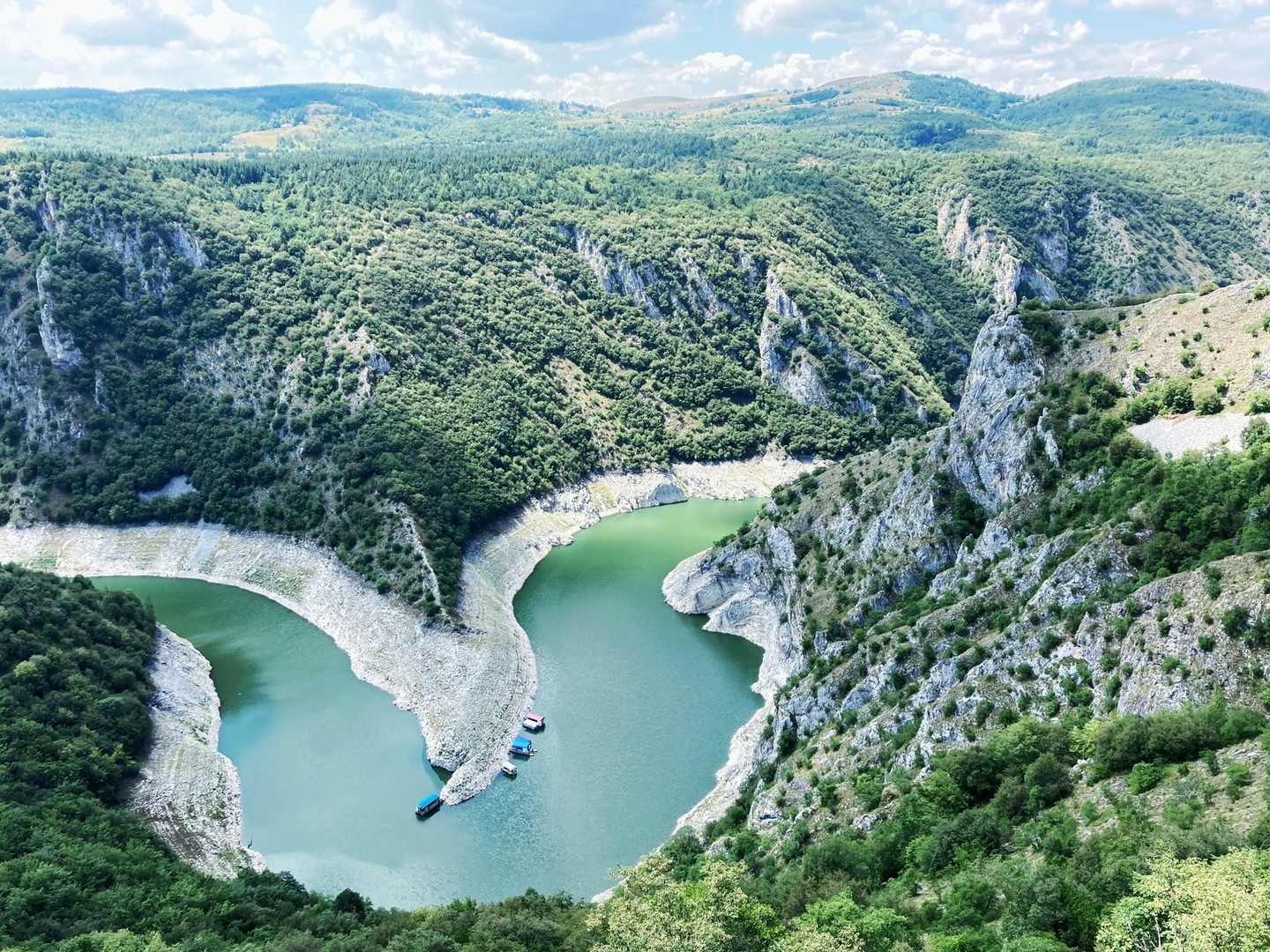 Uvac: Prirodno čudo Srbije i centar avanture